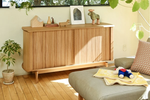 オーク材で明るくナチュラルに5