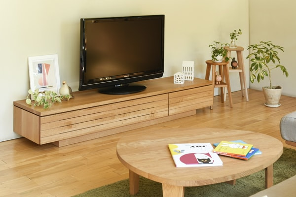 オーク材で明るくナチュラルに7