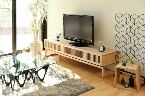 メープル材で清潔感あふれる北欧スタイルに6