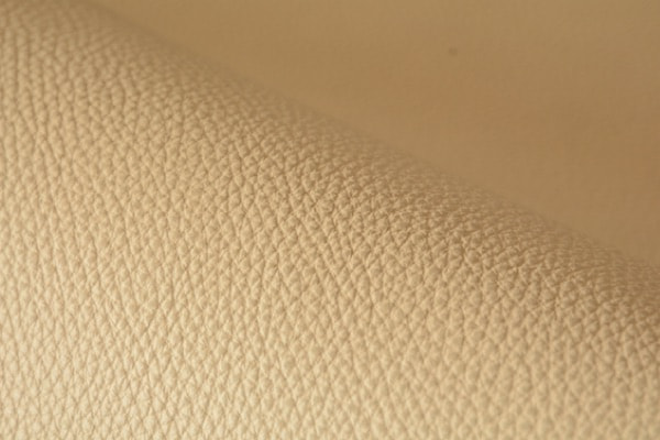 レザー型押し仕上げ